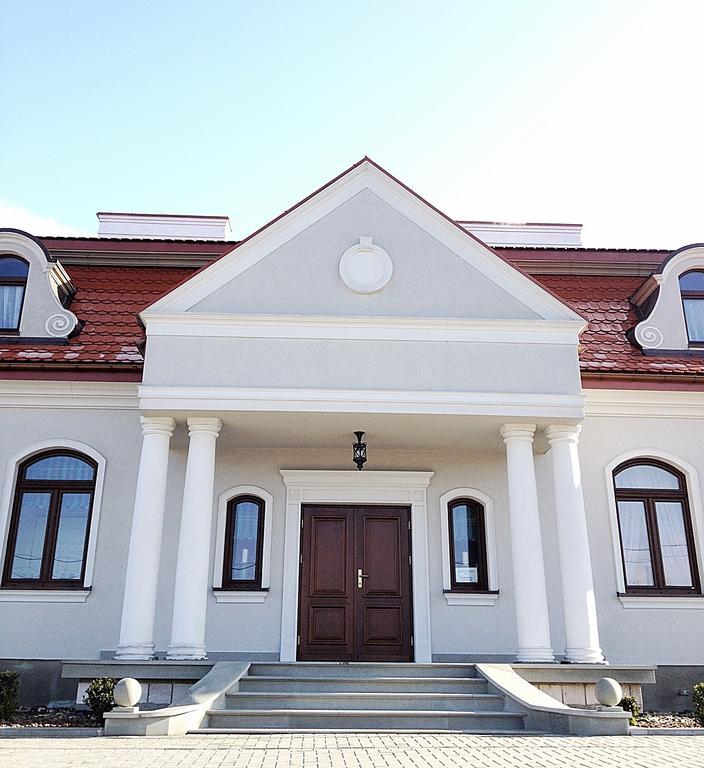 Prestige Bed & Breakfast Wierzchowisko Luaran gambar
